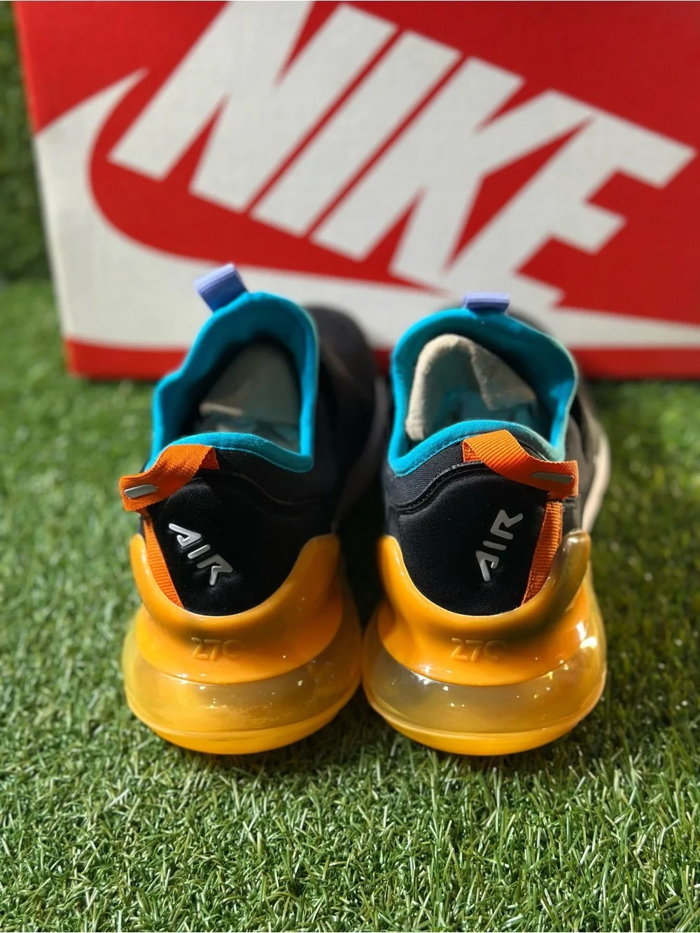 NIKE AIR MAX 270 EXTREME (GS) , SIZE 6Y BIG KIDS , BRAND NEW